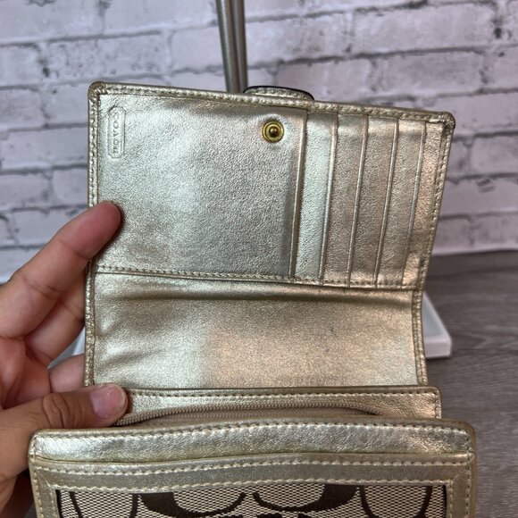 Coach Soho Gold Bi- fold Small wallet - Picture 2 of 6